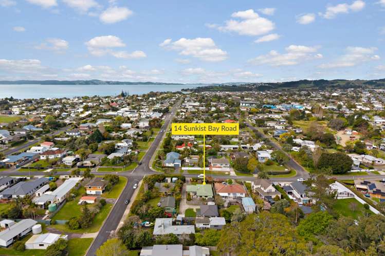 14 Sunkist Bay Road Beachlands_33