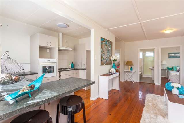 152 Edmonton Road Te Atatu South_2