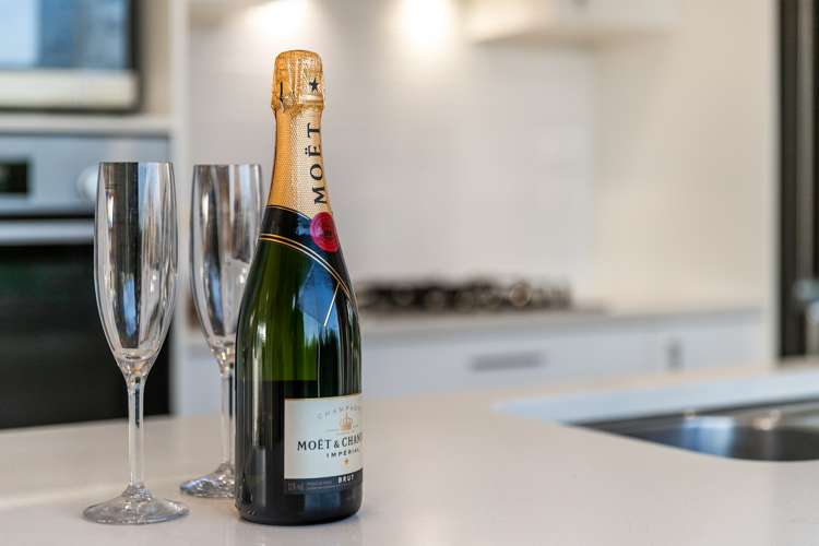 17 Karauria Lane Orewa_18