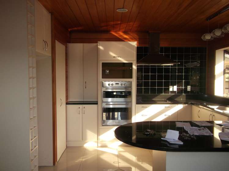 243 Hill Road The Gardens_3