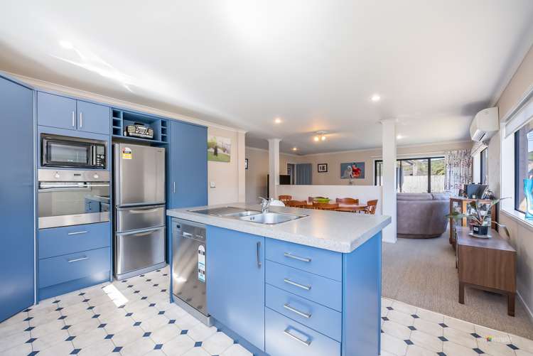 4 Fraser Colman Grove Wainuiomata_6