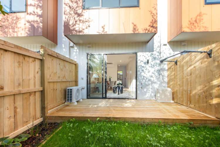 6/4 Serjeant Street Henderson_11