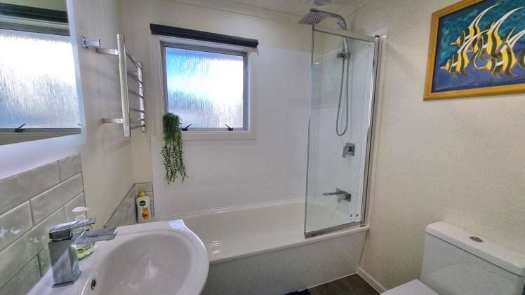 74 Palmerston Street Riverton_10