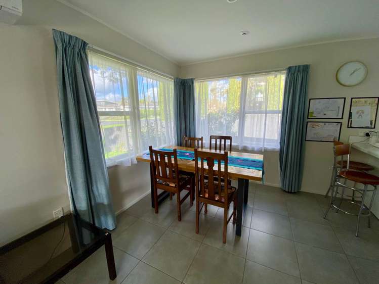 18 Belmere Rise Farm Cove_6