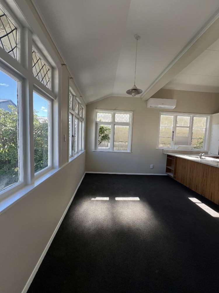 A/429 Adelaide Road Berhampore_1