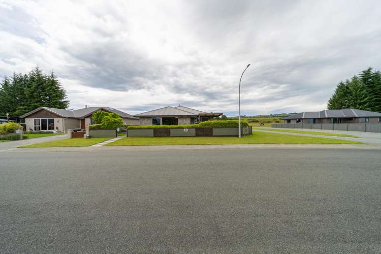 69 Orbell Crescent Te Anau_24