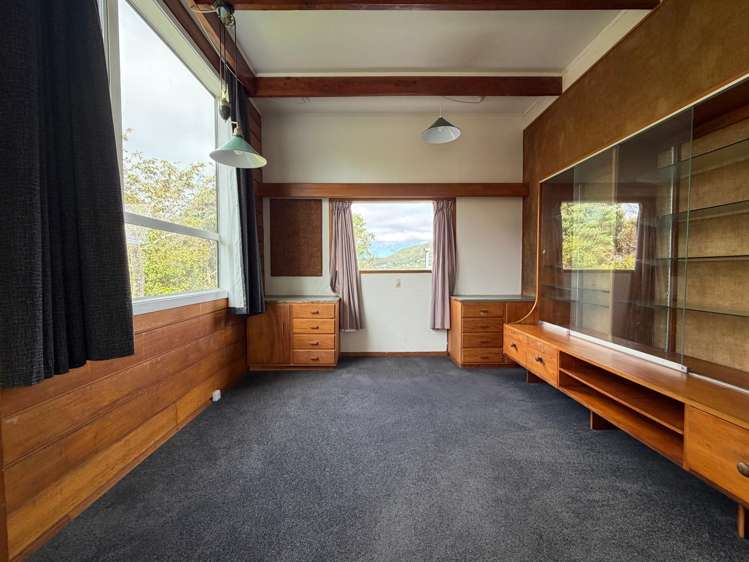  75 Chamberlain Road Karori_12