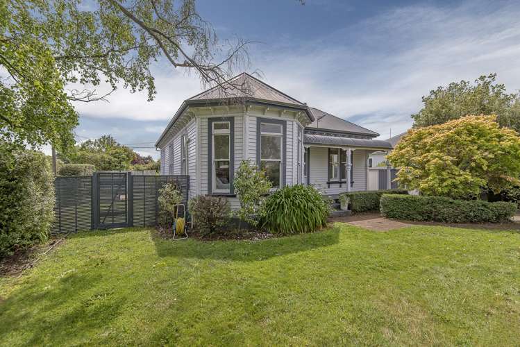 23 Gresford Street Edgeware_1