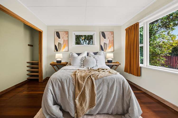 49 Tiroroa Avenue Te Atatu South_12