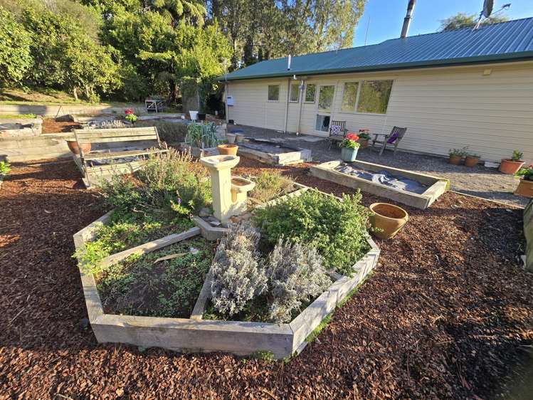 164 Cross Road Lepperton_29