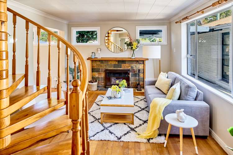 10 Kotipu Place Pukerua Bay_1