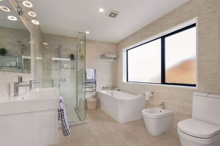 447 Ilam Road Bryndwr_12