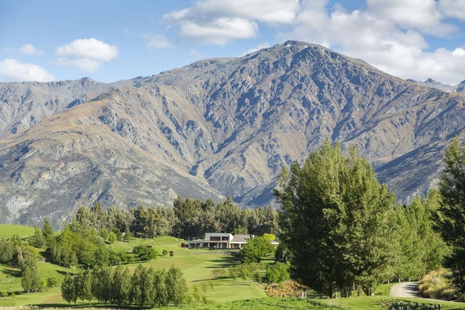 144 Slopehill Road Speargrass Flat Queenstown Houses for Sale