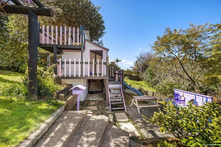 39 Ngatiawa Street One Tree Hill_23