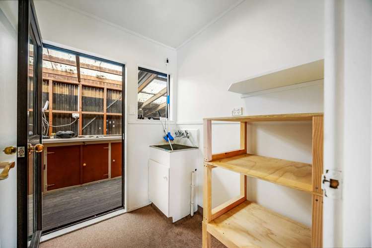 112 Parkers Road Carterton_13