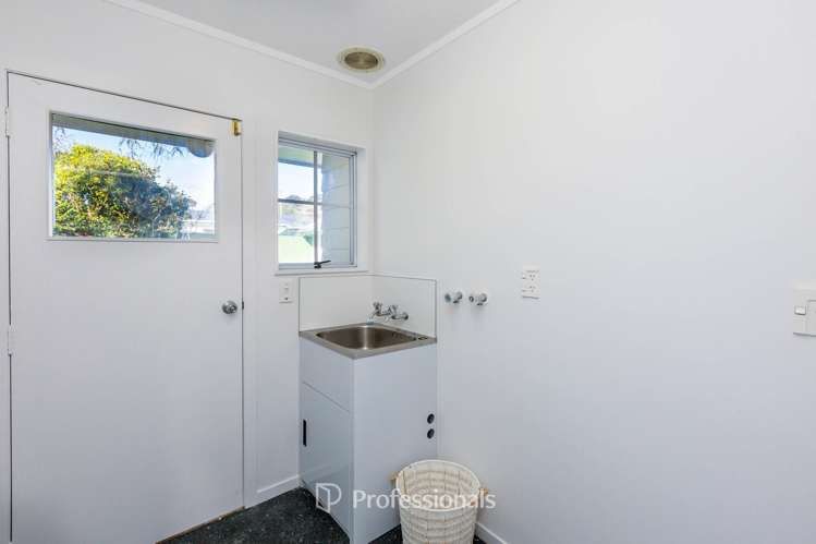 76 Gemstone Drive Birchville_11