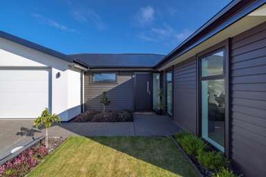 8 MacKinnon Street_4