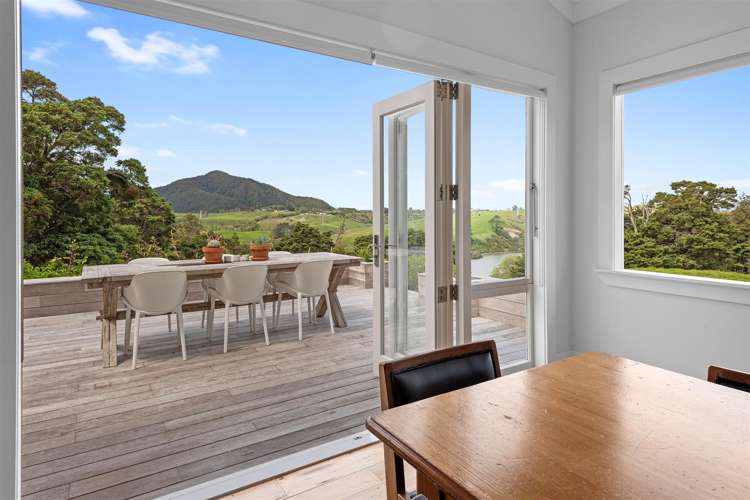 221 Mountain Road Maungaturoto_5