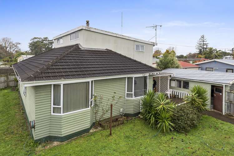 16 Richan Street Glenview_0