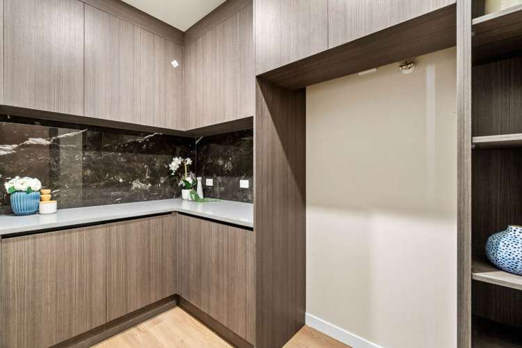 9C Olwyn Place Greenhithe_23