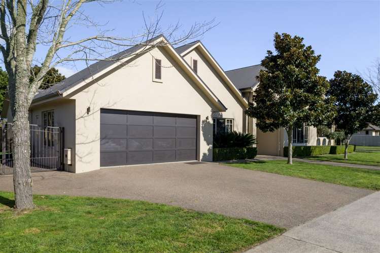 69 Wiltshire Drive Huntington_31