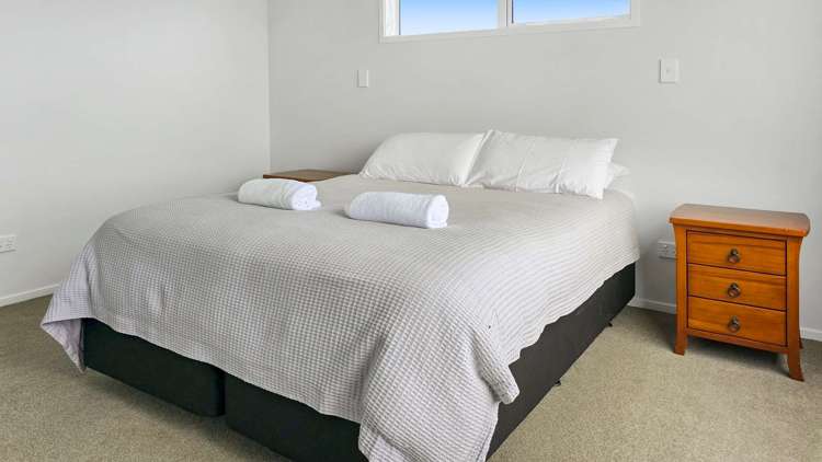 24 Rawinia Place Te Kaha_8