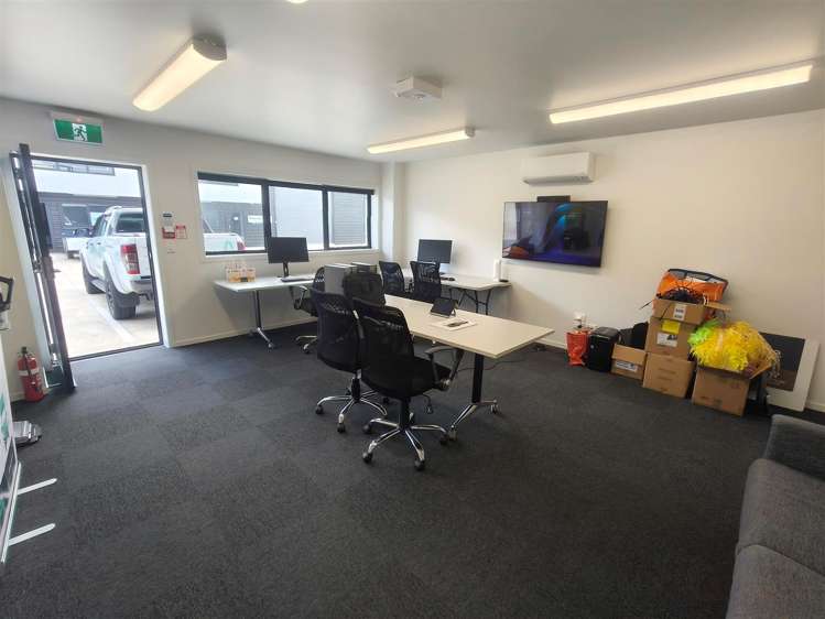 Unit 6, 123 Ingram Road Rukuhia_5