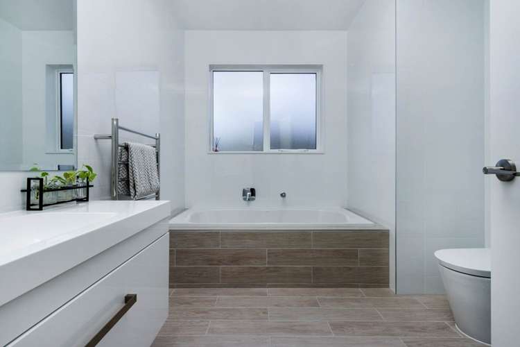 3 Percival Lane Silverdale_15