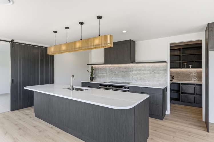 116 The Drive Paraparaumu Beach_1