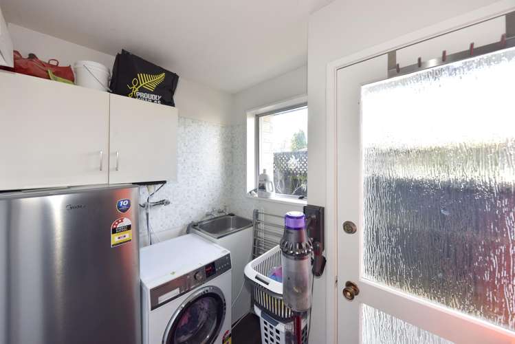 55 Solomon Avenue Redwood_13