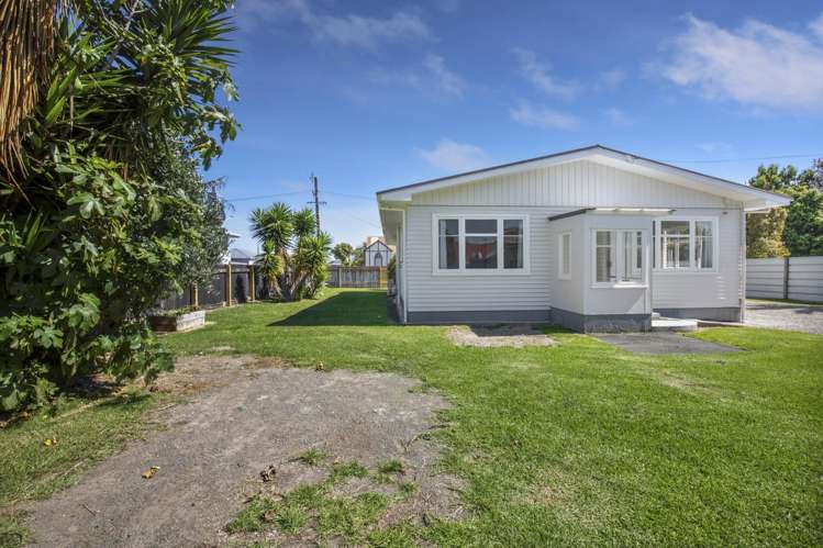 20 Aotaki Street Otaki_22