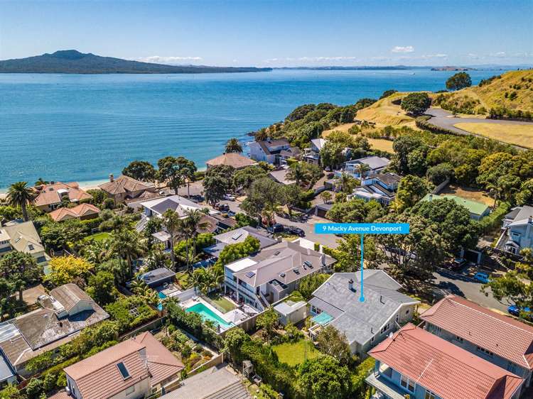 9 Macky Avenue Devonport_2