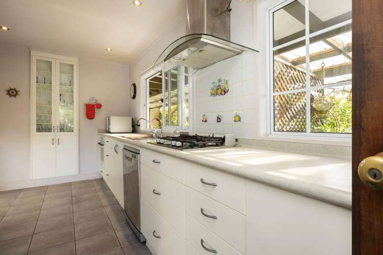 69c Pleasant Road Glen Eden_5