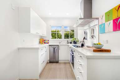 2/45A Asquith Avenue_3