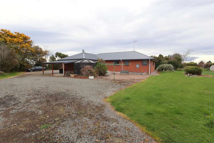 14 Danube Road Winton Surrounds_38