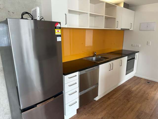 16/2 Torrens Terrace Mount Cook_1