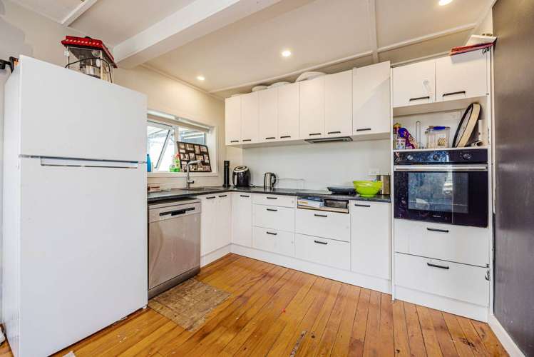 156 Rathgar Road & 2 Harrington Road Henderson_8