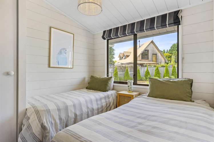 4 Kathleen Place Rainbow Point_15