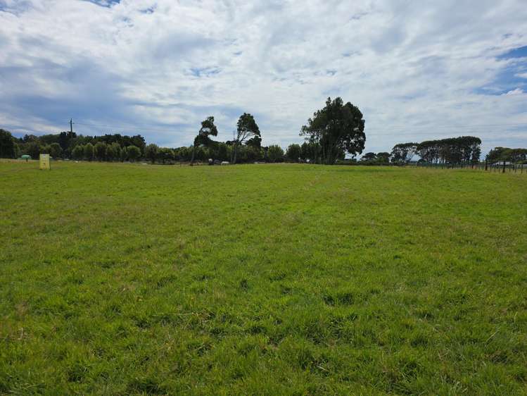 125 Golf Links Road Ruatapu_19