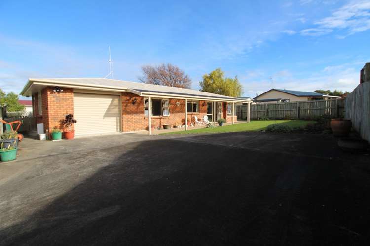 5 Russell Street Marton_17