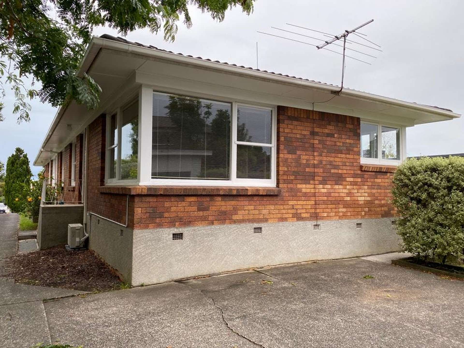 3/2 Margaret Place Milford_0