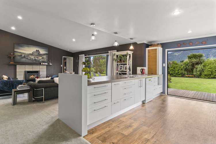 27 Bossons Road Te Aroha_10