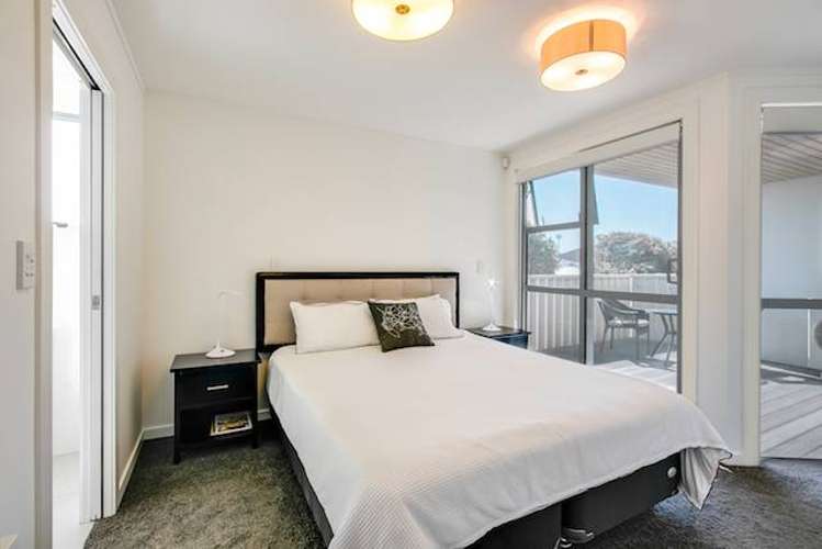 617 Marine Parade Napier South_14