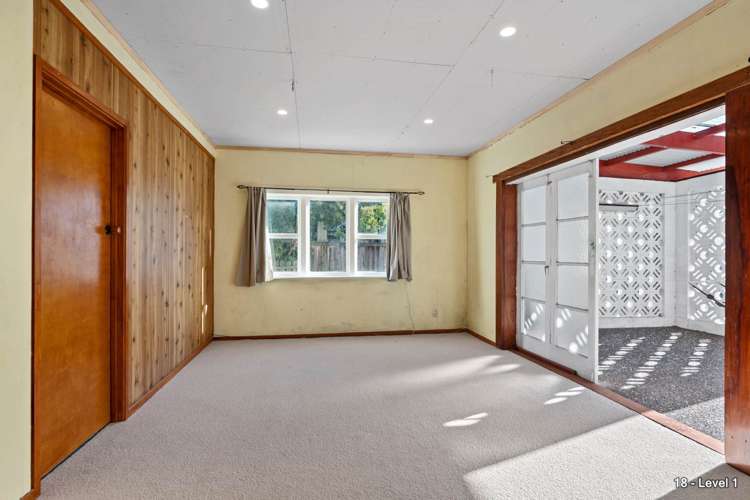 18 Sulphur Beach Road Northcote Point_12