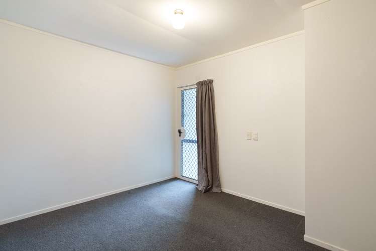 35c Emmett Street Greerton_10