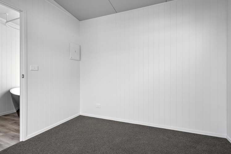 1 Tiny Home Situated Annesbrook_5