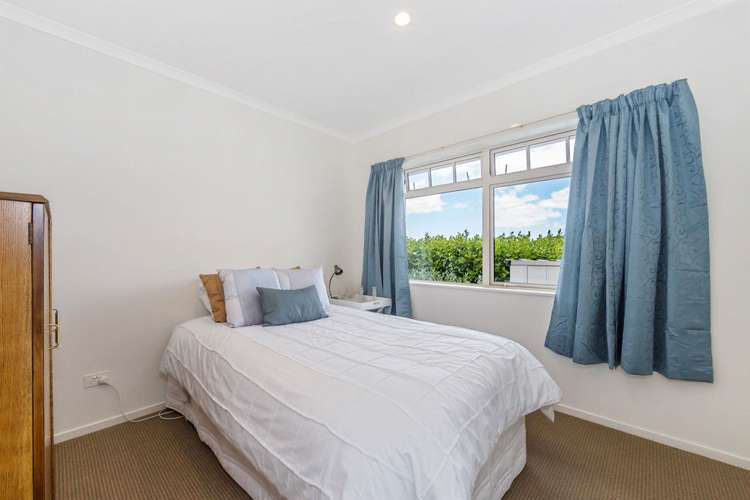 57 Chesterfield Way Orewa_11