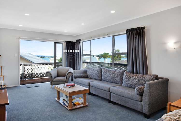 30 Carnoustie Drive Wattle Downs Manukau City Houses for Sale One Roof