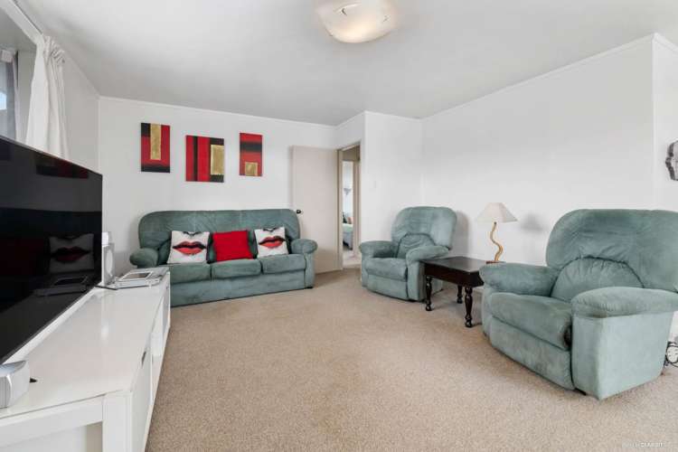 2/51 Redcrest Avenue Red Hill_6