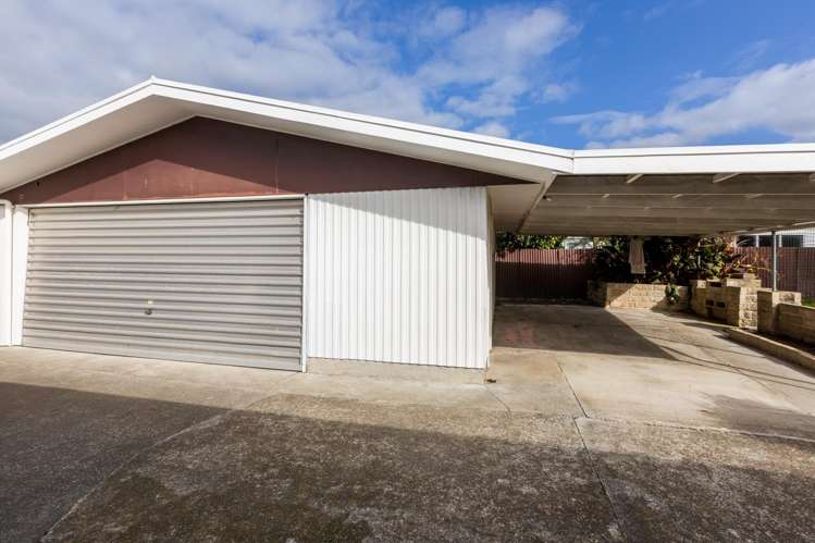 37 Robinson Crescent Tamatea_13